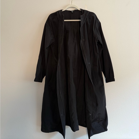 Eileen Fisher Recycled Polyester black Hooded zip Coat women’s Sz L rain jacket - Picture 6 of 9